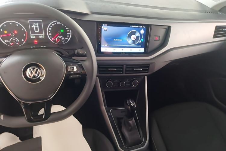 Used Volkswagen Polo 2019 Plus 1.5L Automatic Panoramic Enjoyment Edition Center Console