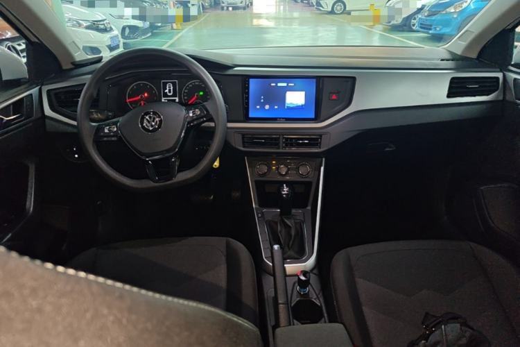 Used Volkswagen Polo 2019 Plus 1.5L Automatic Panoramic Enjoyment Edition Center Console