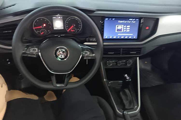 Used Volkswagen Polo 2019 Plus 1.5L Automatic Panoramic Enjoyment Edition Center Console