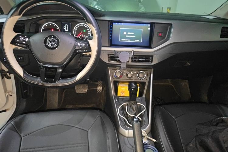 Used Volkswagen Polo 2019 Plus 1.5L Automatic Panoramic Enjoyment Edition Center Console