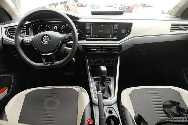 Used Volkswagen Polo 2019 Plus 1.5L Automatic Beats Trendy Cool Edition Center Console