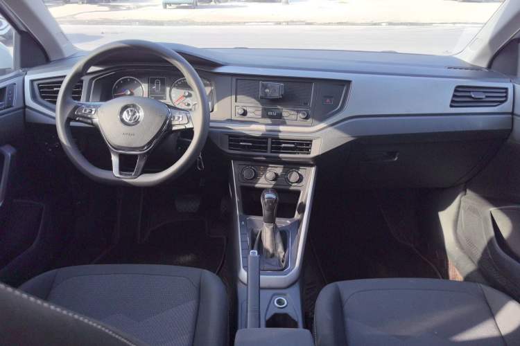 Used Volkswagen Polo 2019 Plus 1.5L Automatic Panoramic Enjoyment Edition Center Console