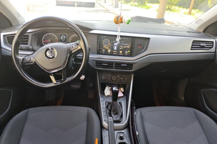 Used Volkswagen Polo 2019 Plus 1.5L Automatic Panoramic Enjoyment Edition Center Console
