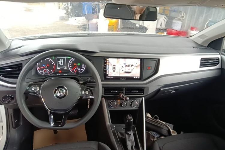 Used Volkswagen Polo 2019 Plus 1.5L Automatic Panoramic Enjoyment Edition Center Console