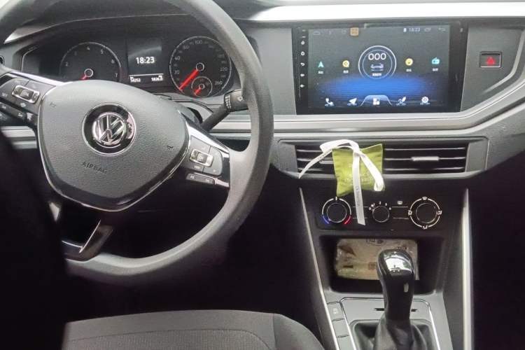 Used Volkswagen Polo 2019 Plus 1.5L Automatic Panoramic Enjoyment Edition Center Console