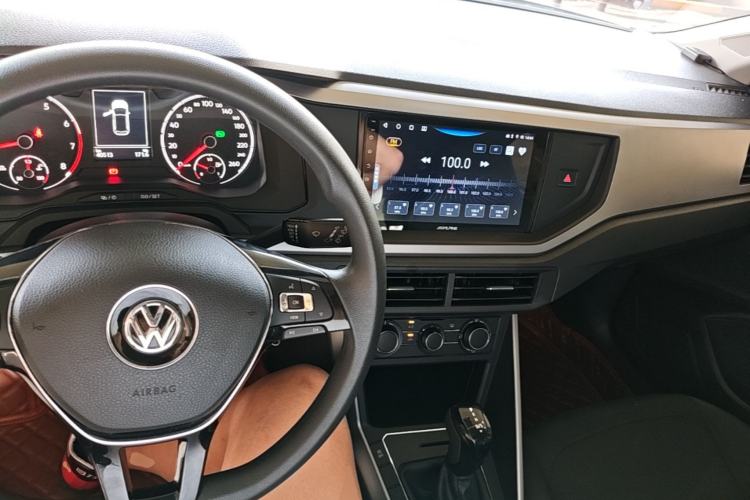 Used Volkswagen Polo 2019 Plus 1.5L Automatic Panoramic Enjoyment Edition Center Console