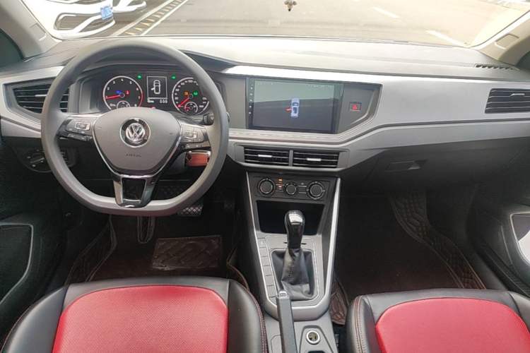 Used Volkswagen Polo 2019 Plus 1.5L Automatic Panoramic Enjoyment Edition Center Console