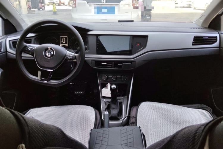 Used Volkswagen Polo 2019 Plus 1.5L Automatic Panoramic Enjoyment Edition Center Console