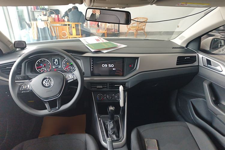 Used Volkswagen Polo 2019 Plus 1.5L Automatic Panoramic Enjoyment Edition Center Console