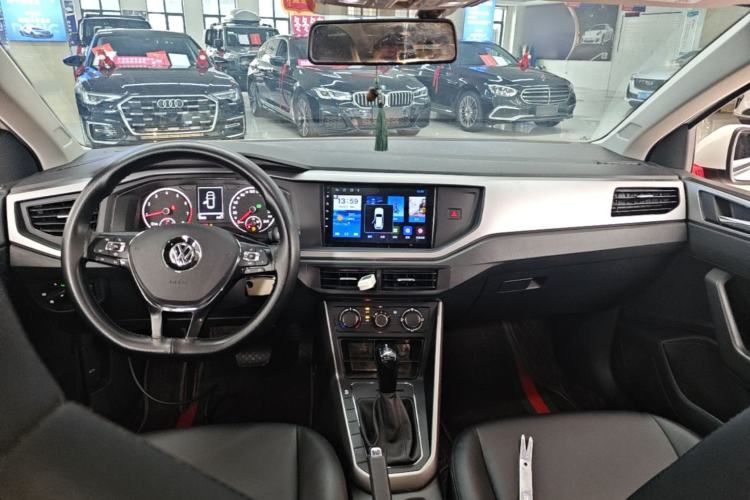Used Volkswagen Polo 2019 Plus 1.5L Automatic Panoramic Enjoyment Edition Center Console