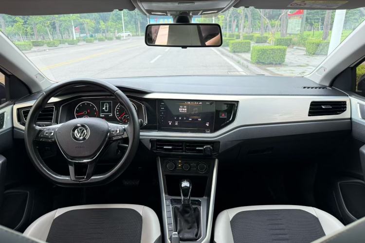 Used Volkswagen Polo 2019 Plus 1.5L Automatic Beats Trendy Cool Edition Center Console