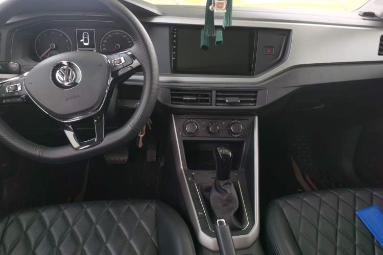 Used Volkswagen Polo 2019 Plus 1.5L Automatic Panoramic Enjoyment Edition Center Console