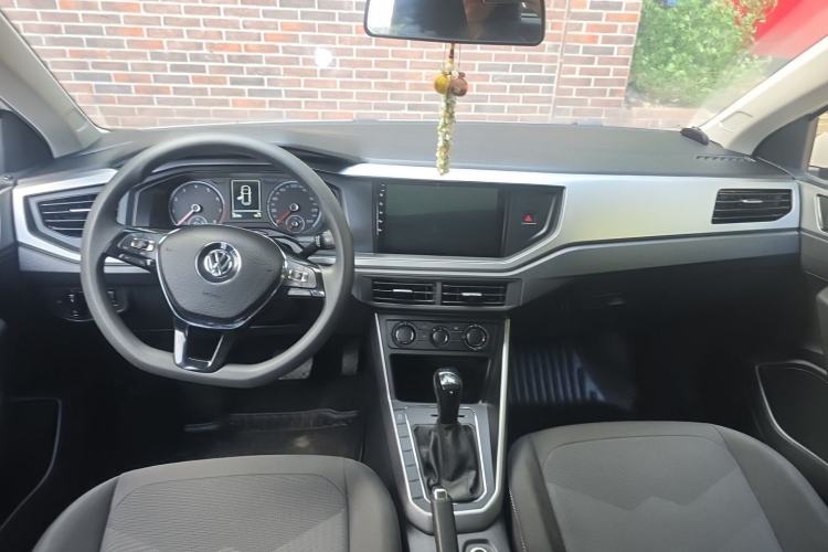 Used Volkswagen Polo 2019 Plus 1.5L Automatic Panoramic Enjoyment Edition Center Console