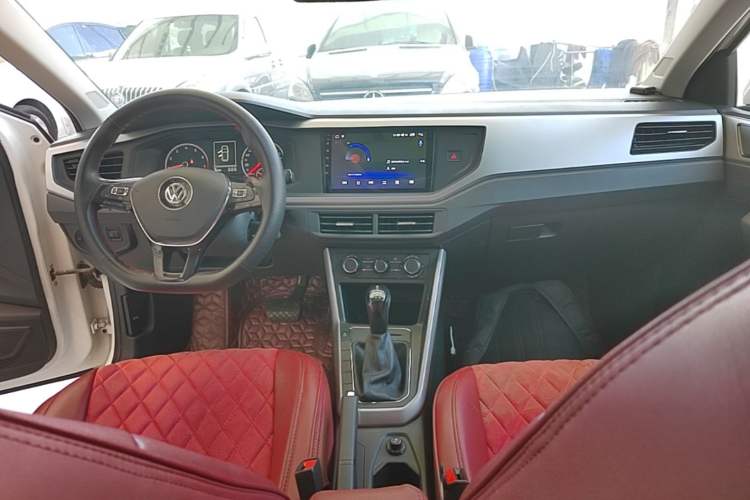Used Volkswagen Polo 2019 Plus 1.5L Automatic Panoramic Enjoyment Edition Center Console
