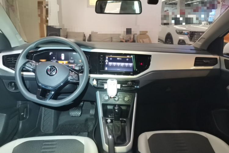Used Volkswagen Polo 2019 Plus 1.5L Automatic Panoramic Enjoyment Edition Center Console