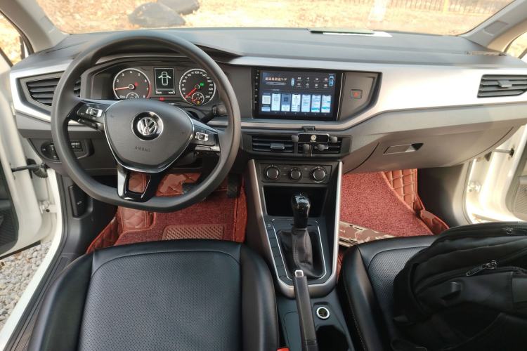 Used Volkswagen Polo 2019 Plus 1.5L Automatic Panoramic Enjoyment Edition Center Console