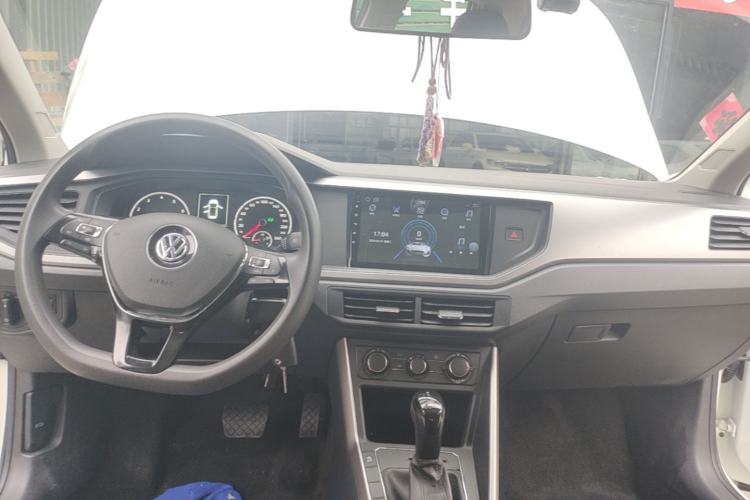 Used Volkswagen Polo 2019 Plus 1.5L Automatic Panoramic Enjoyment Edition Center Console