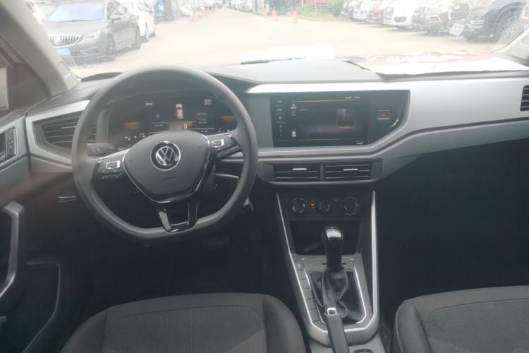 Used Volkswagen Polo 2019 Plus 1.5L Automatic Panoramic Enjoyment Edition Center Console