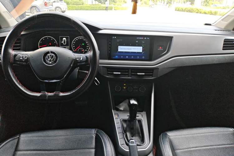 Used Volkswagen Polo 2019 Plus 1.5L Automatic Panoramic Enjoyment Edition Center Console