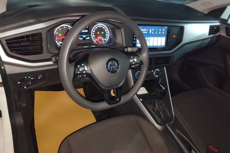 Used Volkswagen Polo 2019 Plus 1.5L Automatic Panoramic Enjoyment Edition Center Console