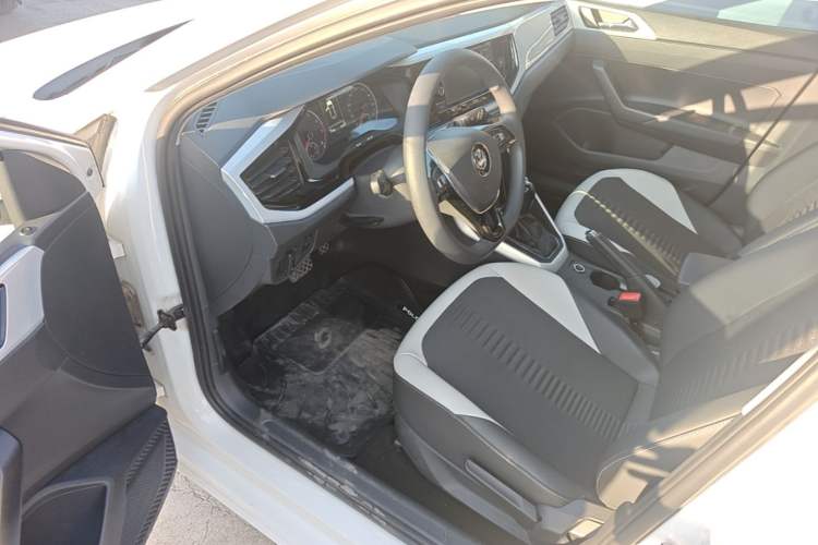 Used Volkswagen Polo 2019 Plus 1.5L Automatic Colorful Technology Edition Driver Seat