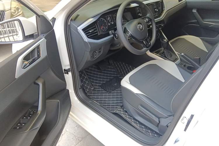 Used Volkswagen Polo 2019 Plus 1.5L Automatic Colorful Technology Edition Driver Seat