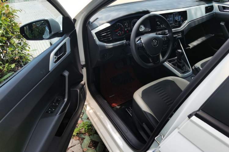 Used Volkswagen Polo 2019 Plus 1.5L Automatic Colorful Technology Edition Driver Seat