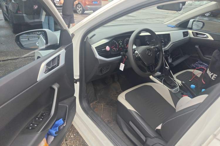 Used Volkswagen Polo 2019 Plus 1.5L Automatic Colorful Technology Edition Driver Seat