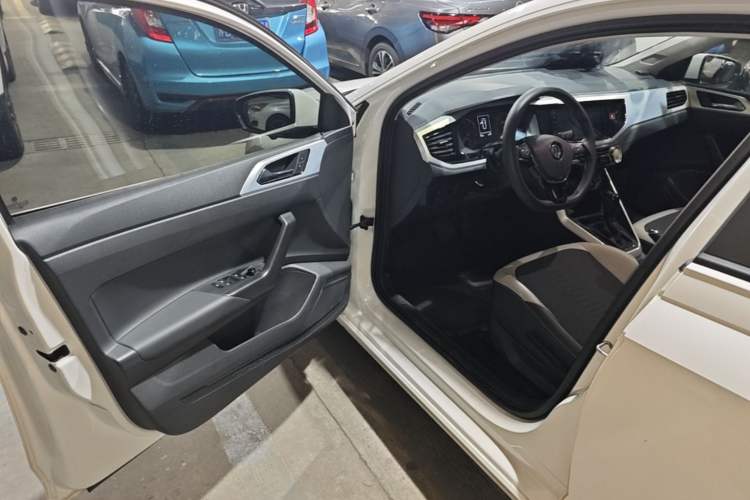 Used Volkswagen Polo 2019 Plus 1.5L Automatic Colorful Technology Edition Driver Seat