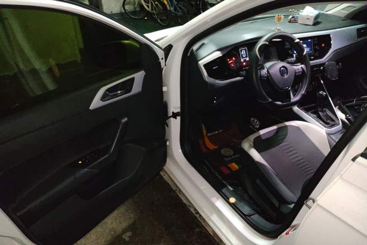 Used Volkswagen Polo 2019 Plus 1.5L Automatic Colorful Technology Edition Driver Seat