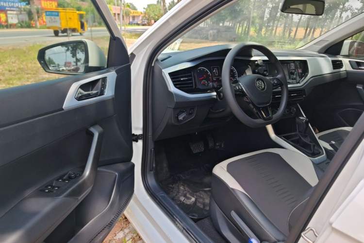 Used Volkswagen Polo 2019 Plus 1.5L Automatic Colorful Technology Edition Driver Seat