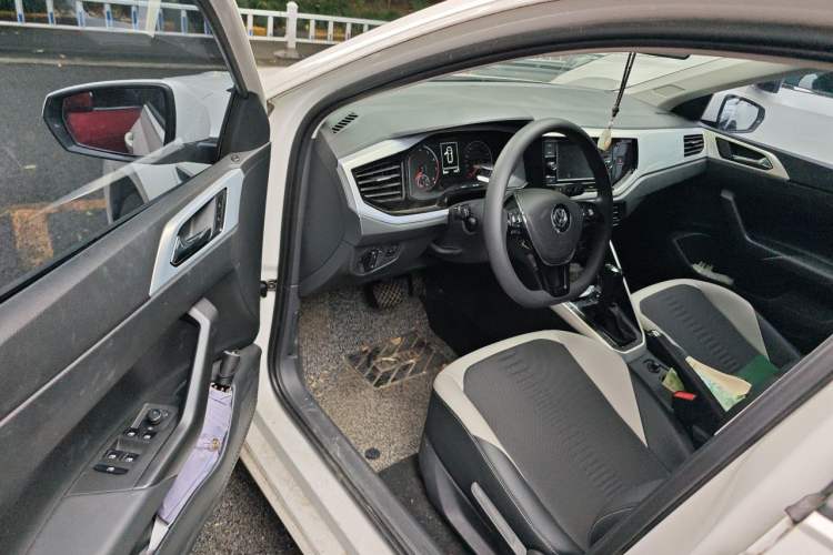 Used Volkswagen Polo 2019 Plus 1.5L Automatic Colorful Technology Edition Driver Seat