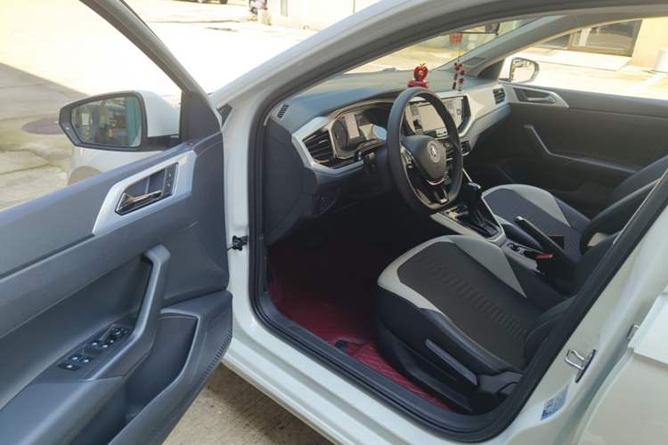 Used Volkswagen Polo 2019 Plus 1.5L Automatic Colorful Technology Edition Driver Seat