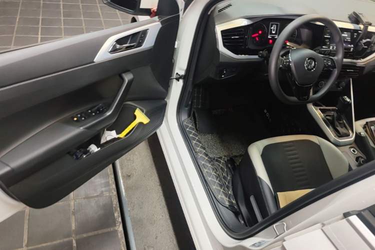 Used Volkswagen Polo 2019 Plus 1.5L Automatic Colorful Technology Edition Driver Seat