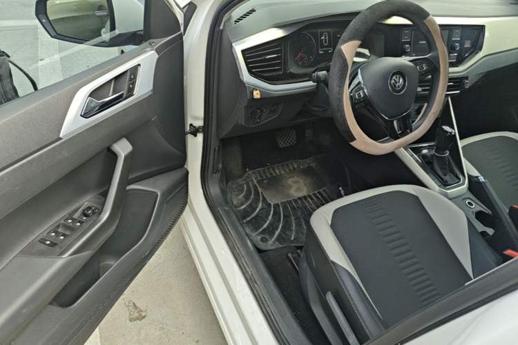 Used Volkswagen Polo 2019 Plus 1.5L Automatic Colorful Technology Edition Driver Seat