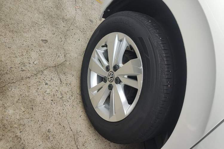 Used Volkswagen Polo 2019 Plus 1.5L Automatic Panoramic Enjoyment Edition Exterior 3