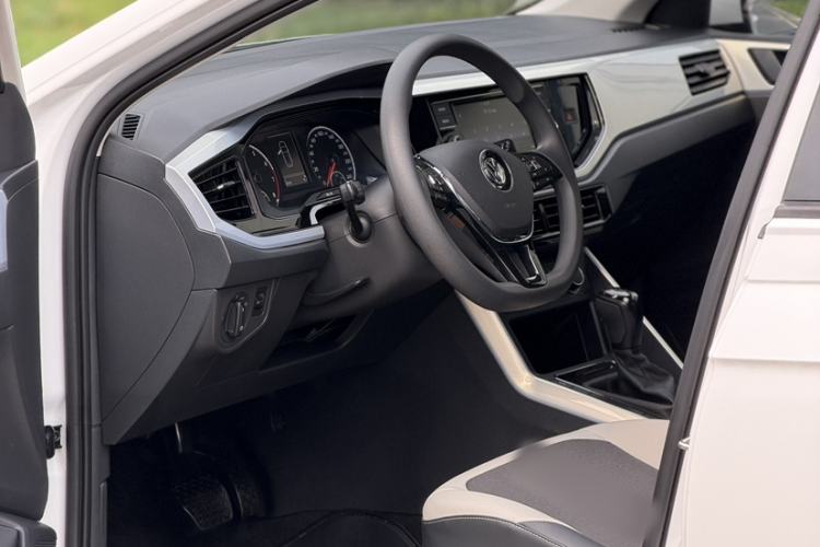 Used Volkswagen Polo 2019 Plus 1.5L Automatic Colorful Technology Edition Exterior 3