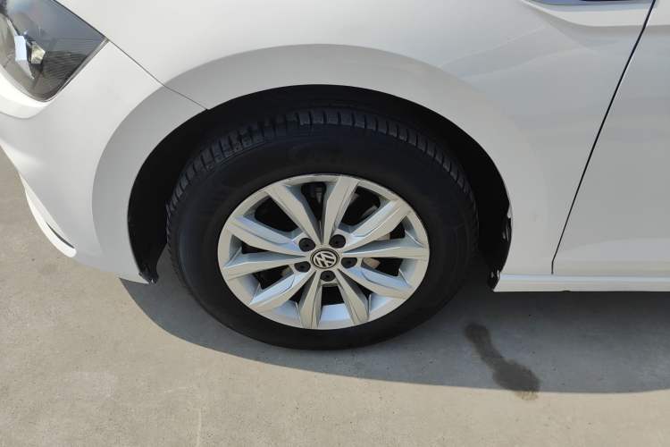 Used Volkswagen Polo 2019 Plus 1.5L Automatic Panoramic Enjoyment Edition Exterior 4