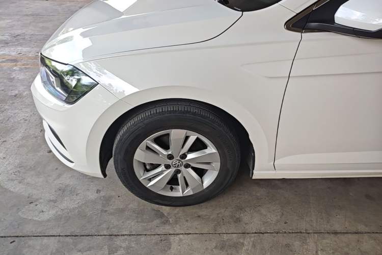 Used Volkswagen Polo 2019 Plus 1.5L Automatic Panoramic Enjoyment Edition Exterior 4