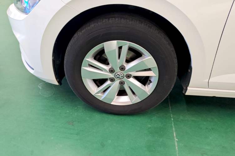 Used Volkswagen Polo 2019 Plus 1.5L Automatic Panoramic Enjoyment Edition Exterior 4