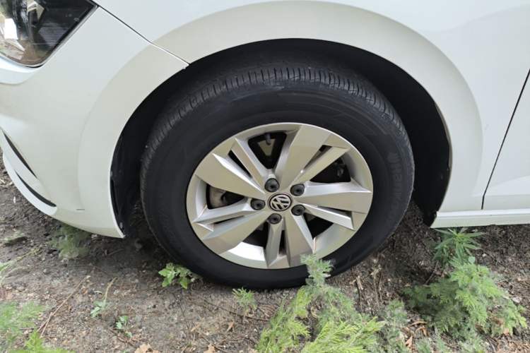 Used Volkswagen Polo 2019 Plus 1.5L Automatic Panoramic Enjoyment Edition Exterior 4