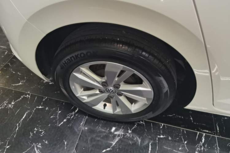 Used Volkswagen Polo 2019 Plus 1.5L Automatic Panoramic Enjoyment Edition Exterior 5