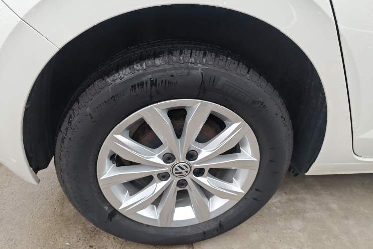 Used Volkswagen Polo 2019 Plus 1.5L Automatic Colorful Technology Edition Exterior 5