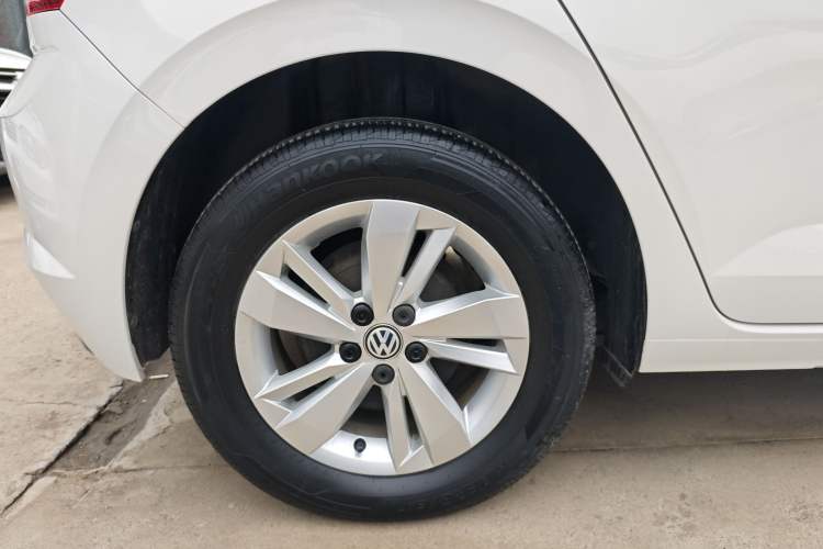 Used Volkswagen Polo 2019 Plus 1.5L Automatic Panoramic Enjoyment Edition Exterior 5
