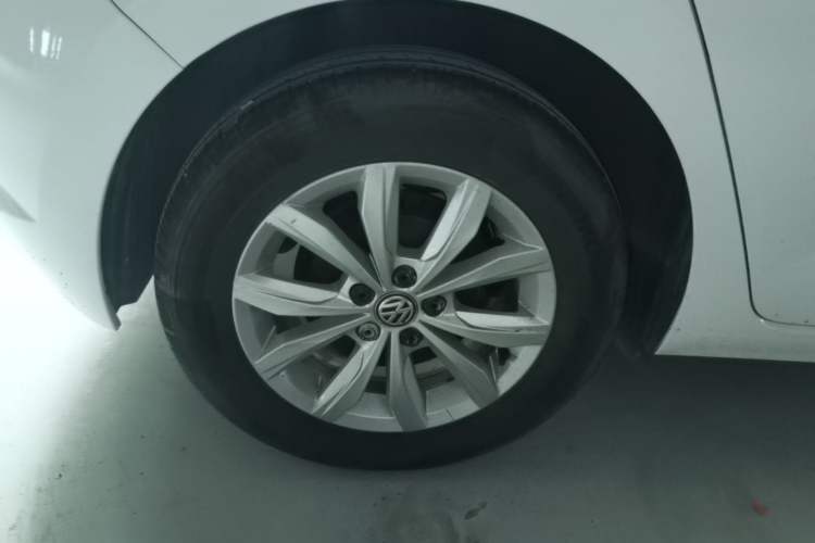 Used Volkswagen Polo 2019 Plus 1.5L Automatic Colorful Technology Edition Exterior 5