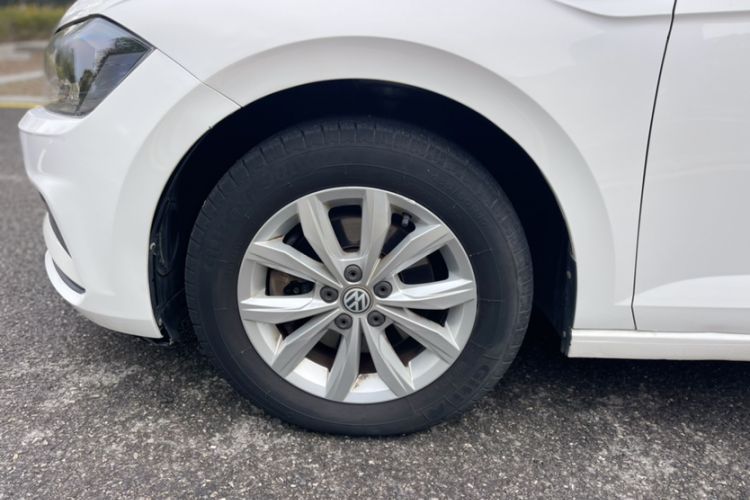 Used Volkswagen Polo 2019 Plus 1.5L Automatic Colorful Technology Edition Exterior 6