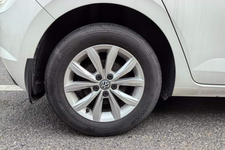 Used Volkswagen Polo 2019 Plus 1.5L Automatic Colorful Technology Edition Exterior 7