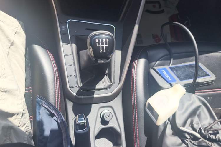 Used Volkswagen Polo 2019 Plus 1.5L Manual Panoramic Enjoyment Edition Gear Lever