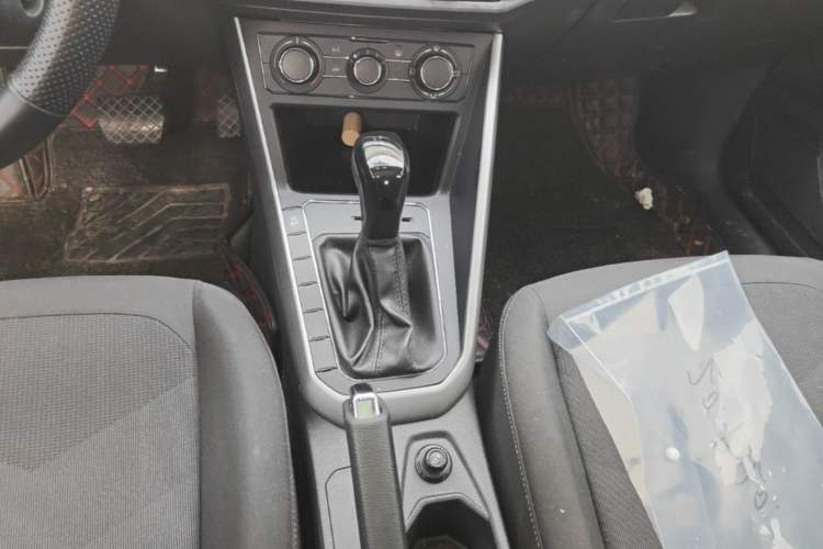 Used Volkswagen Polo 2019 Plus 1.5L Automatic Panoramic Enjoyment Edition Gear Lever