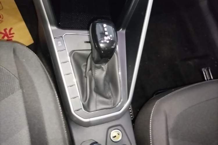 Used Volkswagen Polo 2019 Plus 1.5L Automatic Panoramic Enjoyment Edition Gear Lever